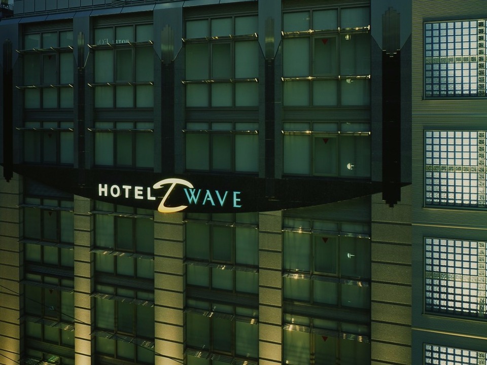 ホテル D-WAVE